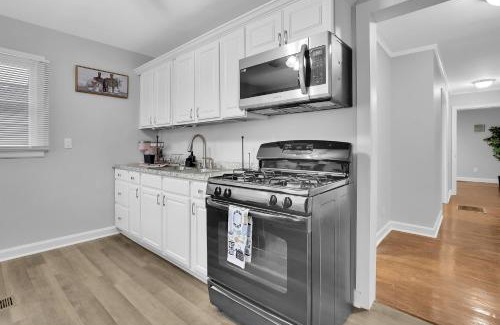 East Point Apartment | GoodLiving East Point Modern & Classy