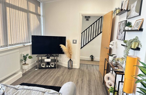 Dudley Apartment | Goodrich Mews Apartment in Dudley
