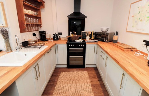 Cloughton House | GOOSEDALE COTTAGE, pet friendly, with open fire in Cloughton