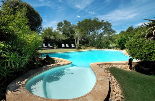 Addo Cabin | Gorah Elephant Camp