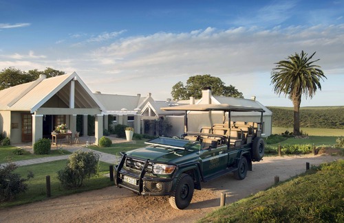 Addo Cabin | Gorah Elephant Camp
