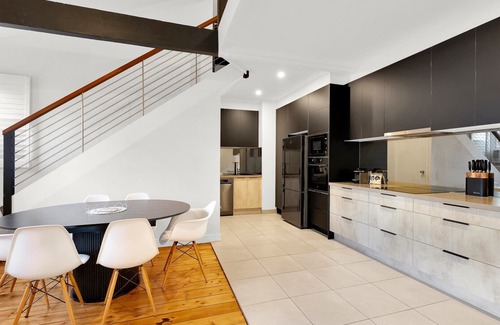 Chinatown Apartment | Gordon House Apartments