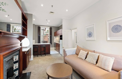 Chinatown Apartment | Gordon House Apartments