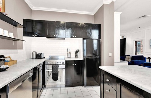 Chinatown Apartment | Gordon House Apartments