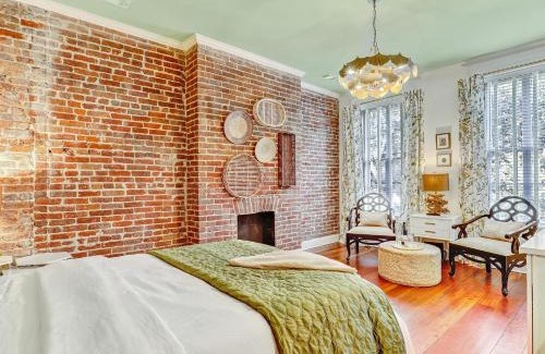 Historic Downtown Savannah Apartment | Gordon Inn Holly