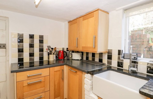 Newnham Cottage | GORDON'S VIEW, with open fire in Pleasant Stile