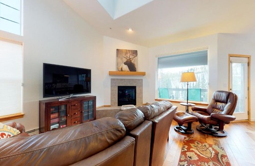 Wildernest Apartment | Gore Trail Getaway