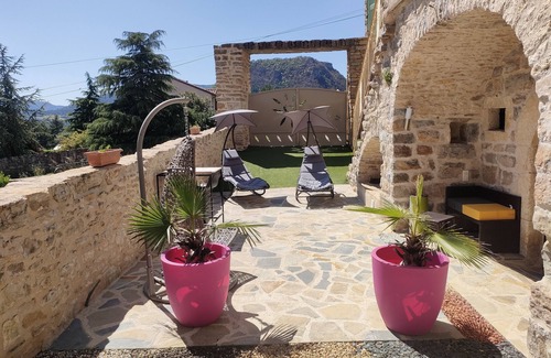Mostuejouls Apartment | Gorge du Tarn Millau Gite Prestige Soleileau spa Sauna Hammam