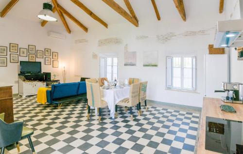 Villanueva del Rio y Minas House | Gorgeous Home In Villanueva Del Rio Y M