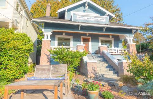 Phinney Ridge Apartment | Gorgeous 1 Bedroom Space