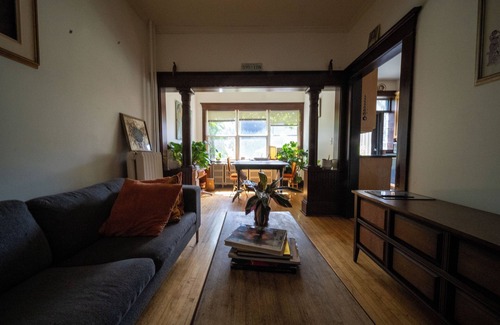 Parkdale Apartment | Gorgeous 1000 sq foot apartment above storefront on Queen Street West/Parkdale