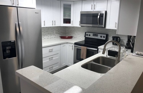 Deerfield Beach Condo | Gorgeous 2 Bedroom 2 Bath Condo