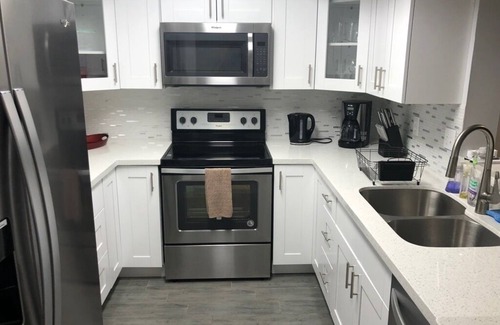 Deerfield Beach Condo | Gorgeous 2 Bedroom 2 Bath Condo