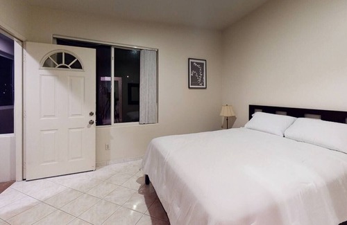 Bay Area House | Gorgeous 2 bedroom house w/ Wi-Fi & Self Check In