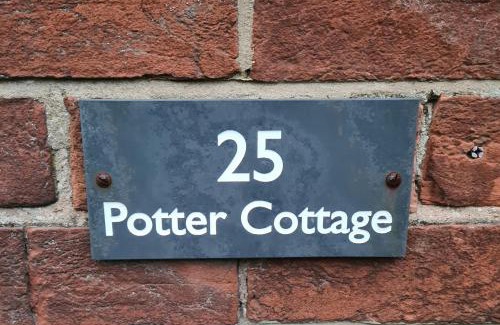 Kintbury House | Gorgeous 2 bedroom Kintbury cottage