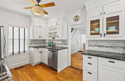 Ocean Grove House | Gorgeous, 2-BR House w/Huge Back Terrace + On-Site Free PARKING in Ocean Grove!
