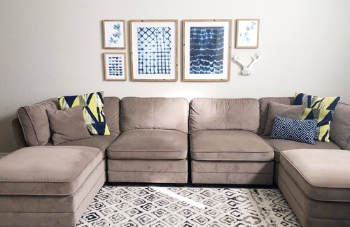 North Central Westminster Condo | GORGEOUS 2BR, 2BA -20min to Denver/Boulder. POOL TONS 5 STAR REVIEWS POOL