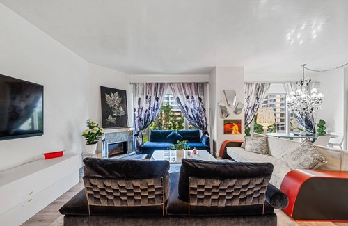 Westwood Apartment | Gorgeous 2BR Apartment in LA.