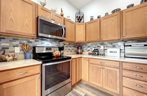 Wildwood House | Gorgeous 3 bd-2 bth in Fenney w/4-seat Golf Cart; Near Brownwood, Sawgrass, Golf