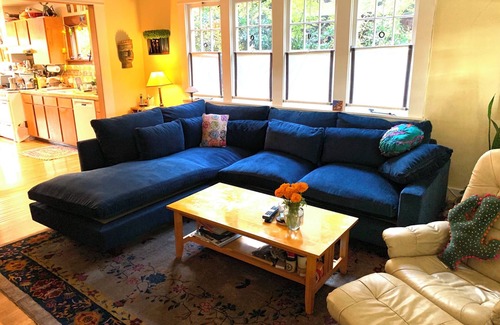 Upper Telegraph House | Gorgeous 3 bdrm home in Rockridge, walk to everything!