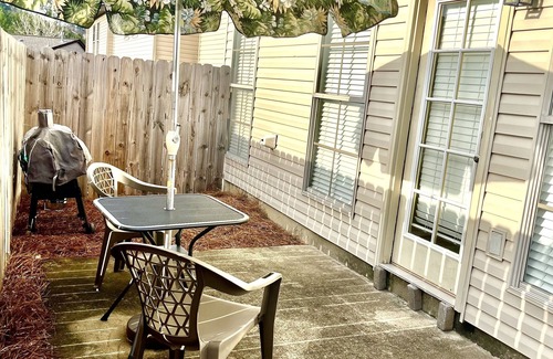 Hoover House | Gorgeous 3 Bedroom - 4 Bed for Short and Long Term Rental Hoover - Vestavia