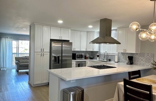 Swan Canyon House | Gorgeous 3-bedroom 4 bed home in San Diego