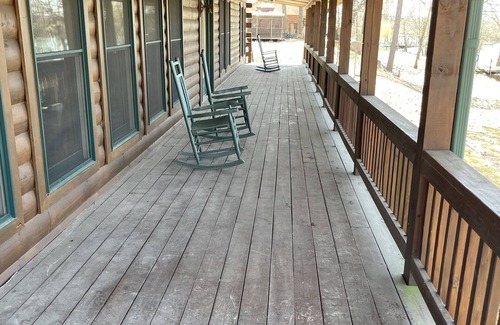 Fairdealing Cabin | Gorgeous 3 bedroom cabin on Current River with private boat ramp