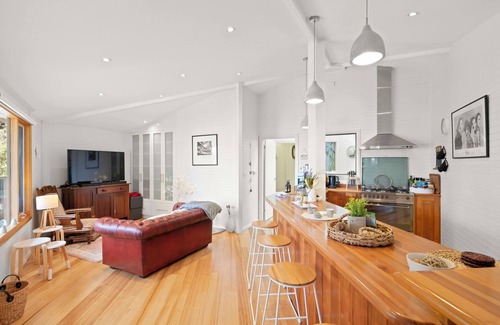 Birchs Bay House | Gorgeous 3 Bedroom House - Birchs Bay