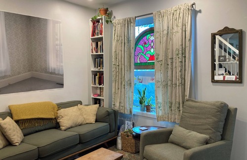 Little Portugal House | Gorgeous 3 bedroom in West-End Toronto, Close to U of Toronto, TMUn