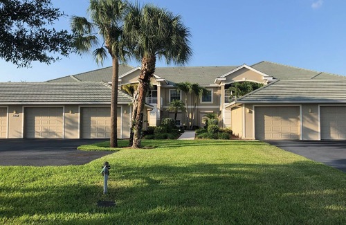Westminister Condo | Gorgeous, 3 bedroom end-unit condo on golf course!