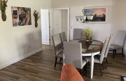 Fruitland Park House | GORGEOUS 3 bedroom 2 bath Designer home.