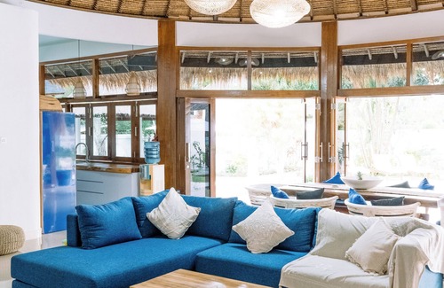 Senggigi Villa | Gorgeous 3 bedroom villa ,traditional style with all the modern conveniences.