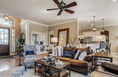 Rockwall County House | Gorgeous 3BR Rockwall Corporate Level Home