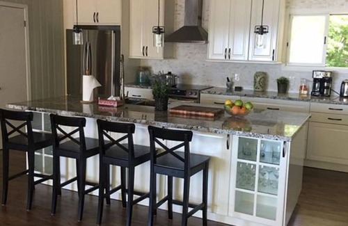 Gannon Village Cottage | Gorgeous 4 Bdm Cottage On Over 2 Acres Of Waterfront with Amazing Sunsets