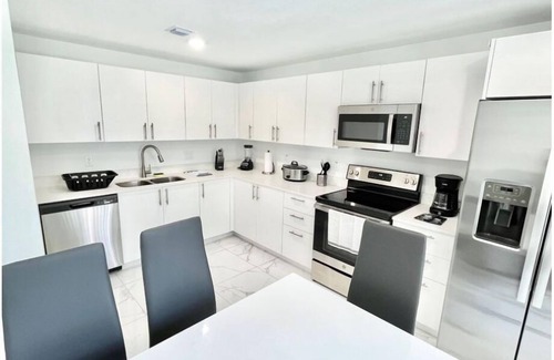 Princeton House | ❤️Gorgeous 4-Bedroom Home Top roof Free parking ❤️