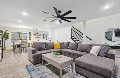 Flower Mound House | Gorgeous 4BD 2,5Bath Home 15min to DFW Int Airport