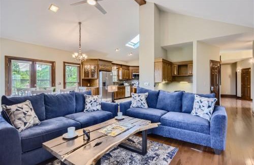 Franklin House | Gorgeous 5 Acre Estate Near Nashville! - F2