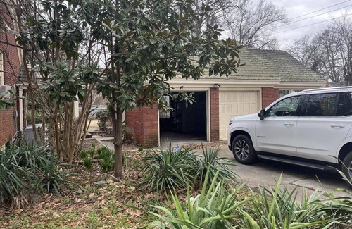 Clarksdale House | Gorgeous 5 Bedroom, 3 Bath Home within walking distance to Downtown Clarksdale!