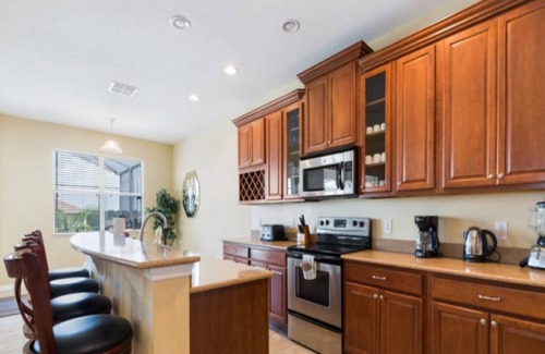 West Haven House | Gorgeous 5 bedroom 3 bath Private Pool Home