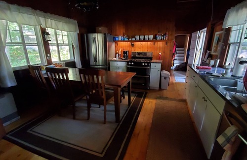 Wellesley Island House | Gorgeous 6 BR House on the Water
