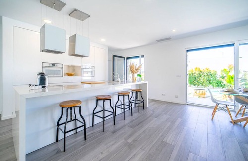 Belverde Villa | Gorgeous 8 People Modern Villa with Swimming Pool | 5 mins from Golf and Beaches