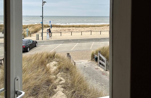 Bergen aan Zee Apartment | Gorgeous apartment in Bergen aan Zee