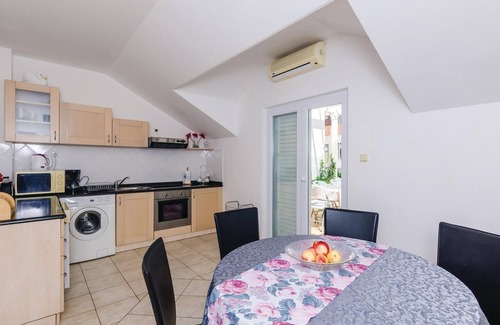 Cavtat Apartment | Gorgeous apartment in Cavtat with WiFi