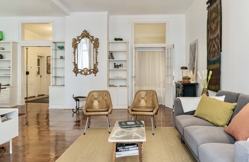Santos Apartment | Gorgeous Apartment in Fabulous Location.