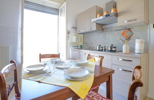 Molassana Apartment | Gorgeous apartment in Genova with WiFi