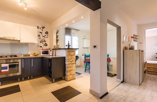 Kavran Apartment | Gorgeous apartment in Kavran with WiFi