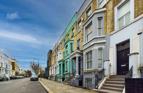 Colville Apartment | Gorgeous Apartment in Notting Hill Townhouse