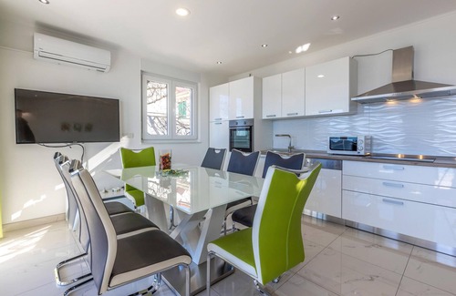 Povile Apartment | Gorgeous apartment in Povile with WiFi