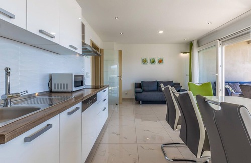 Povile Apartment | Gorgeous apartment in Povile with WiFi