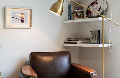 Bellavista Apartment | Gorgeous Avant-Garde Apartment in Rosales